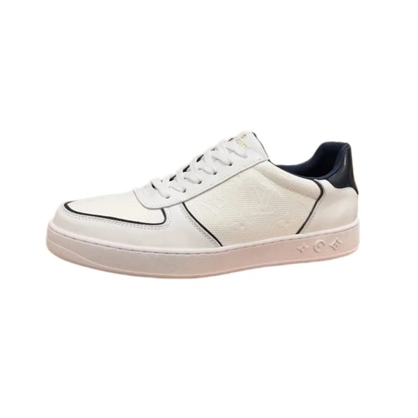 LV Casual