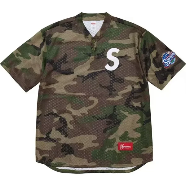 Supreme Tee